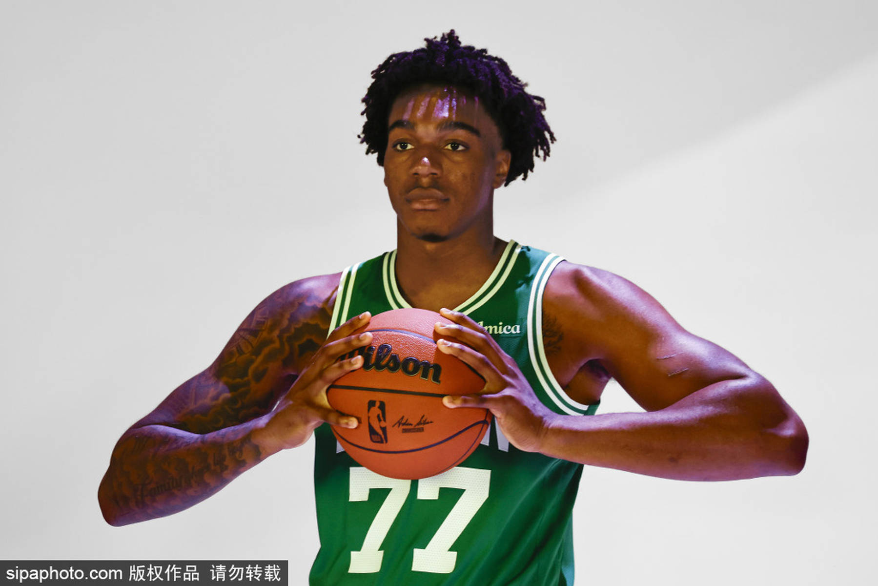 国际比赛日波士顿凯尔特人调整名单以备欧篮联;造点机会环节打磨;震撼外界;身体对抗强度拉满的简单介绍 国际比赛日波士顿凯尔特人调整名单以备欧篮联;造点机会环节打磨;震撼外界;身体对抗强度拉满的简单介绍