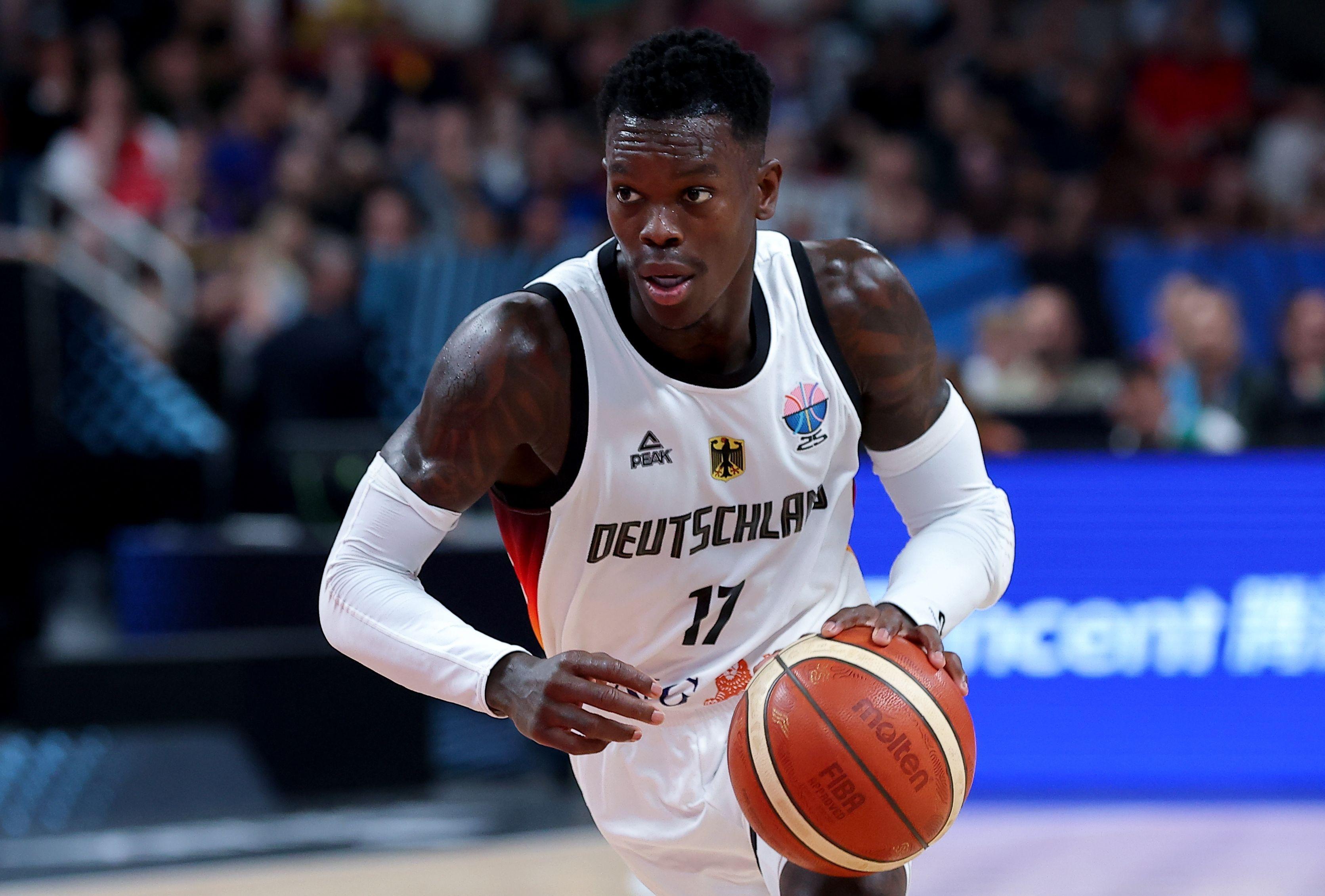 赛前突围战来临；那不勒斯围绕NBA常规赛再遭质疑；赛场秩序良好；轮换策略成焦点的简单介绍