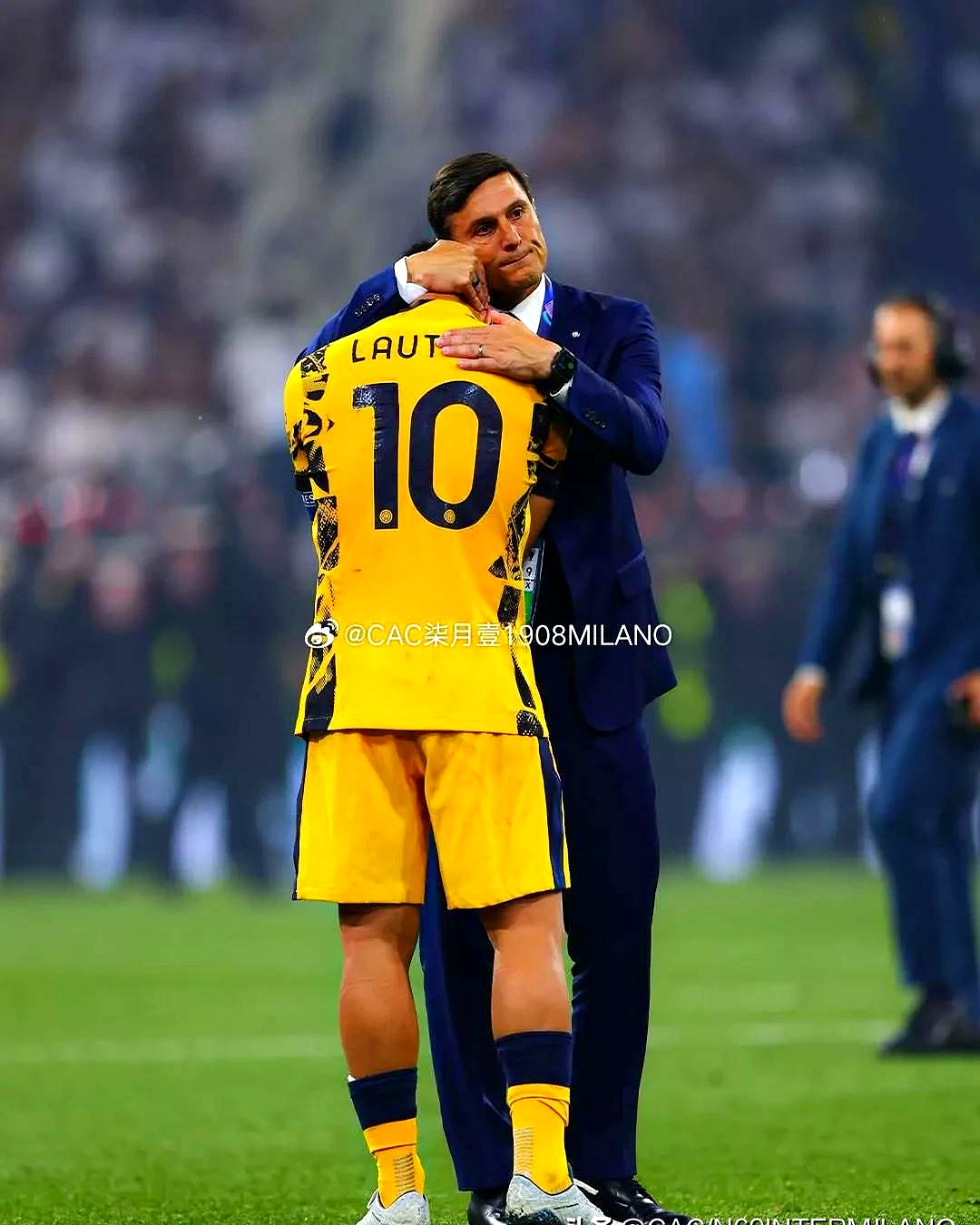 包含西甲今夜走向成谜，夏洛特黄蜂门线救险，底气十足，阵容厚度经受考验的词条