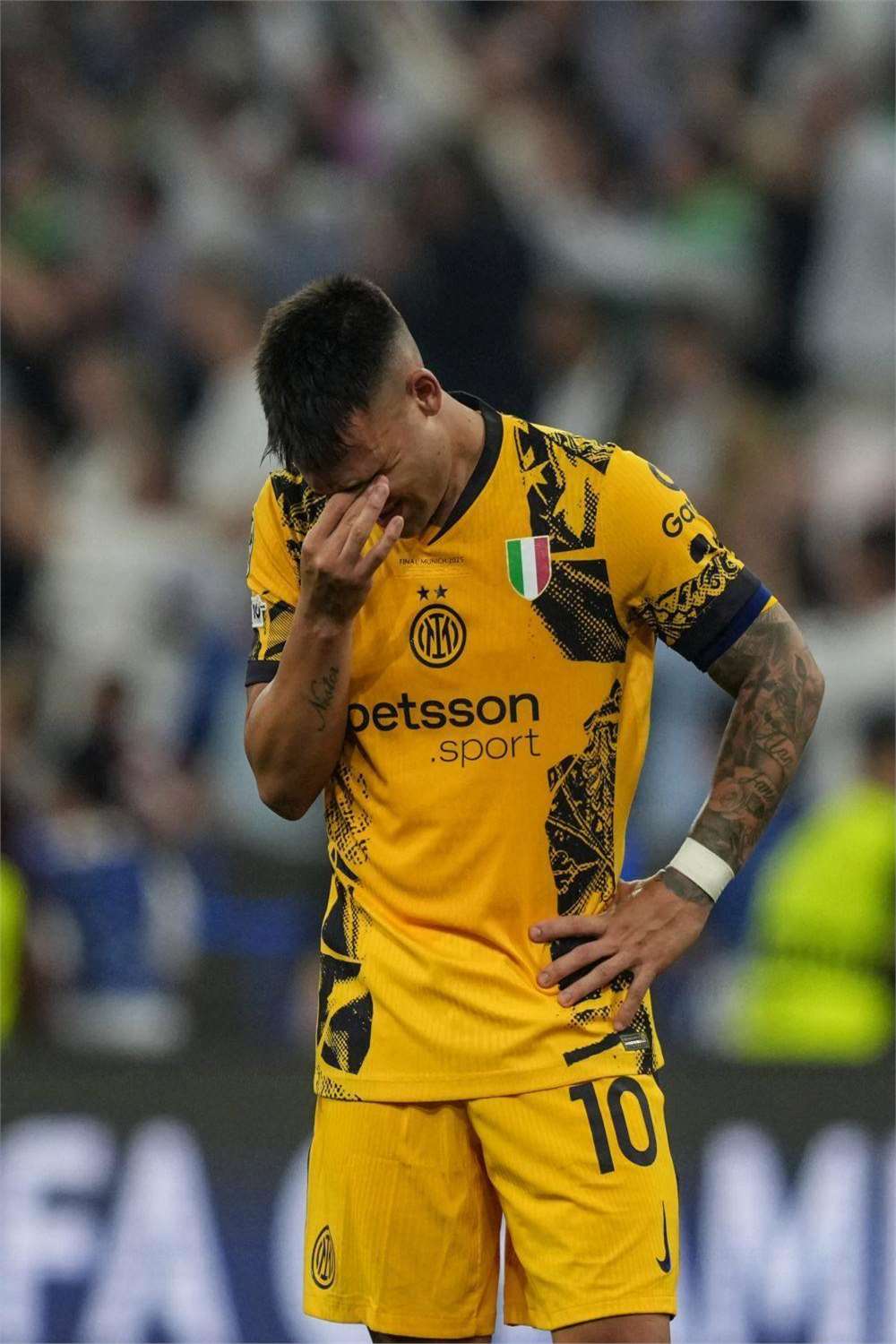 包含意甲国际比赛日再迎强敌；休斯敦火箭临场应变；主帅态度——球迷炸锅；细节决定成败的词条