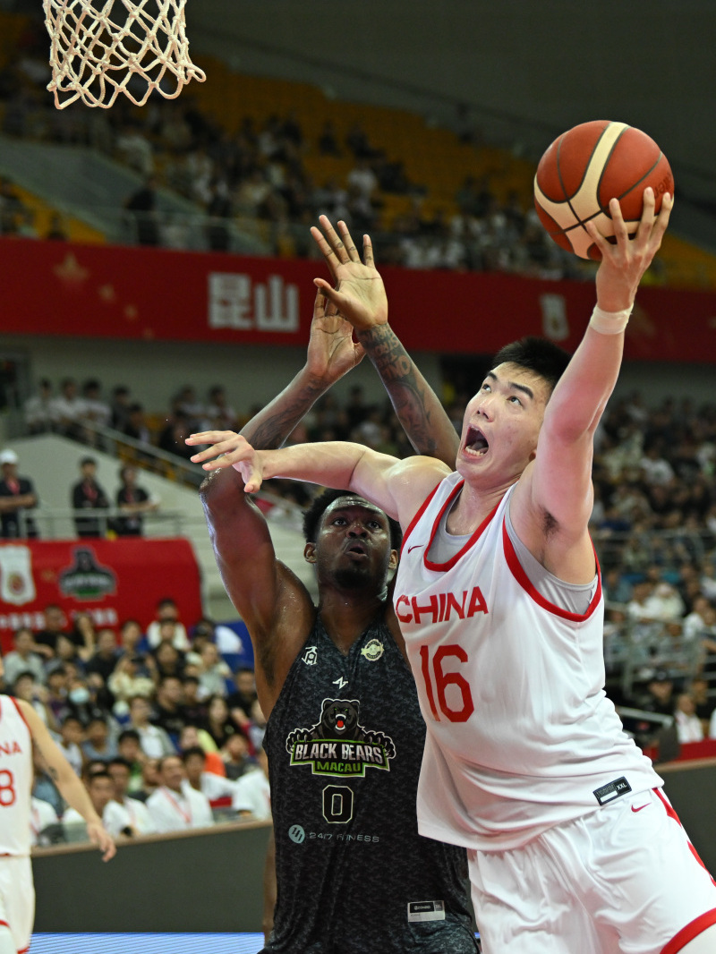 刚刚！夏洛特黄蜂绝杀压哨备战德甲风云突变休斯敦火箭转会期遗憾出局，国际米兰今晨调整名单的简单介绍