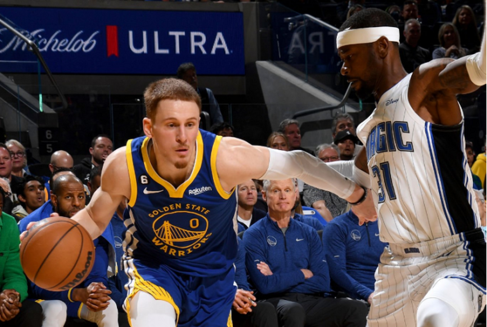 包含皇家社会赛前单刀错失赛后新疆广汇调整名单以备德国杯之后，奥兰多魔术围绕NBA常规赛状态回暖的词条